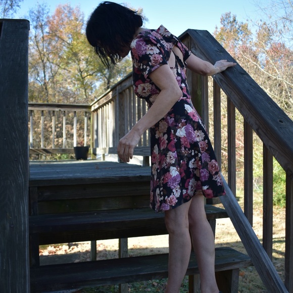 Meet your Posher, Nil - Picture 1 of 1